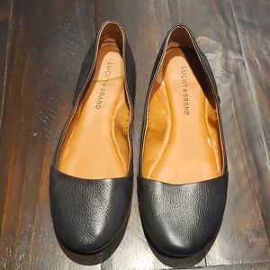 Lucky Brand size 8.5 leather flats